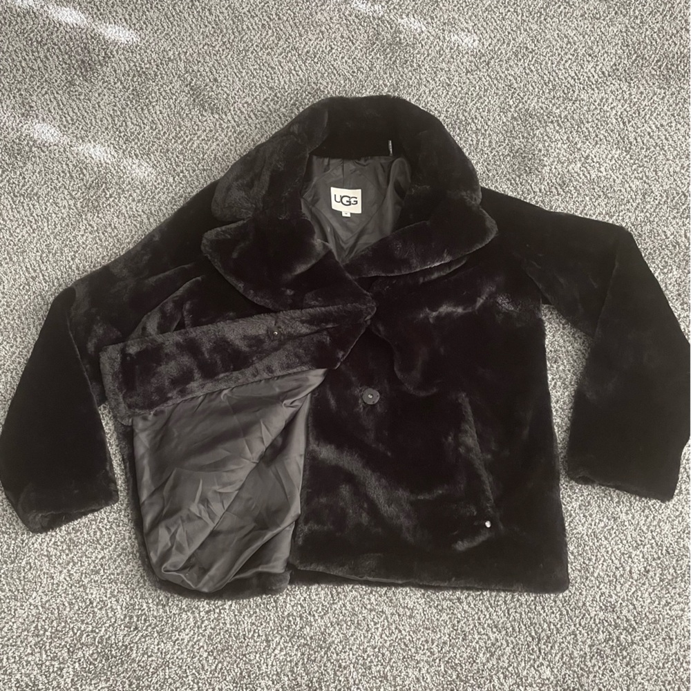 UGG Rosemary Fur Coat - Size Medium NWOT! - Picture 6 of 11